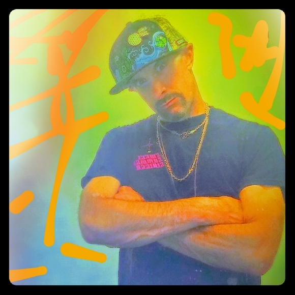 Meet your Posher, Michael - Picture 1 of 5